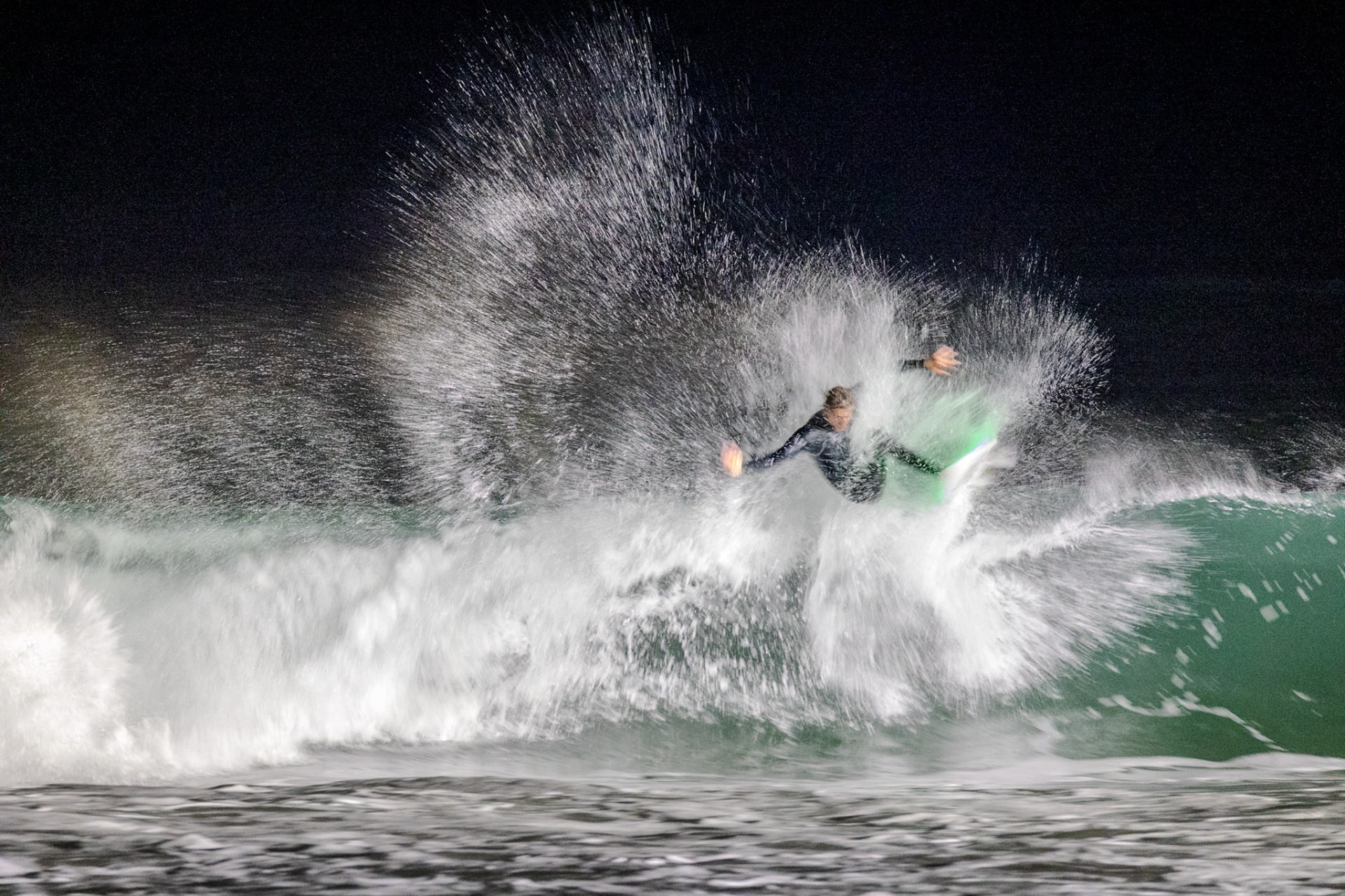 Session surf nocturne - photographe surf Pays Basque nuit